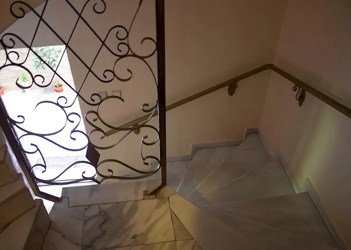 Violeta 7 Гостьовий будинок Несебир